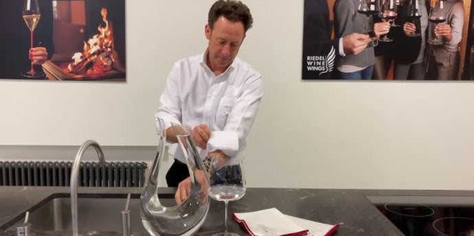 How To Clean Your Decanter