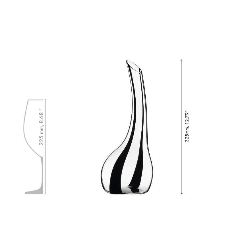 Onyx decanter silhouette with tall neck and wide base, clear glass